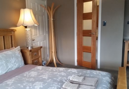 Designer Cottage Hotel Overview