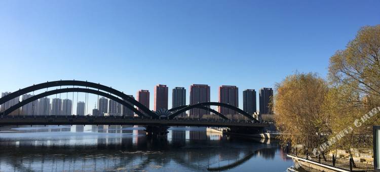 齐齐哈尔金色水岸酒店(万达广场齐齐哈尔医学院店)图片