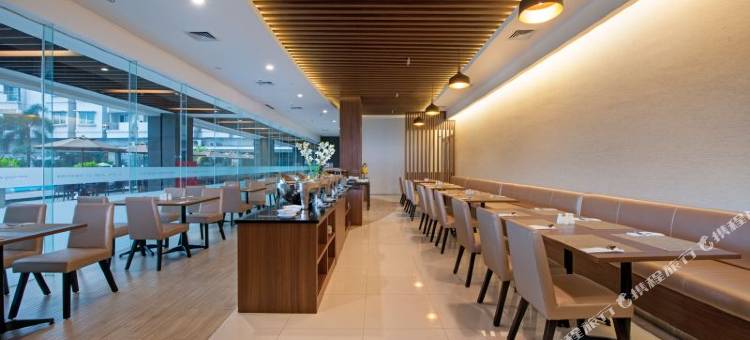 雅加达西玛图盼波因斯大智者酒店(Grand Whiz Poins Simatupang Jakarta)图片