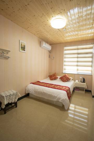 鸿来客栈(横店梦幻谷店)