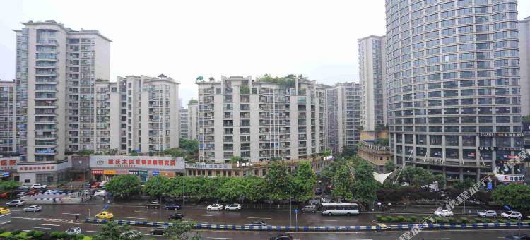 重庆五里山城青年旅舍(红土地地铁站店)图片