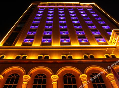 伊宁突玛丽斯大饭店