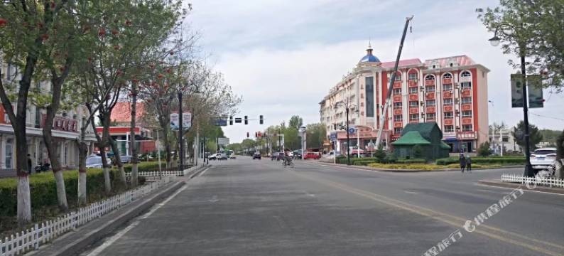 布尔津津湖快捷酒店图片