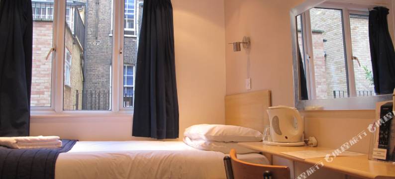 阿尔汉布拉酒店(Alhambra Hotel)图片