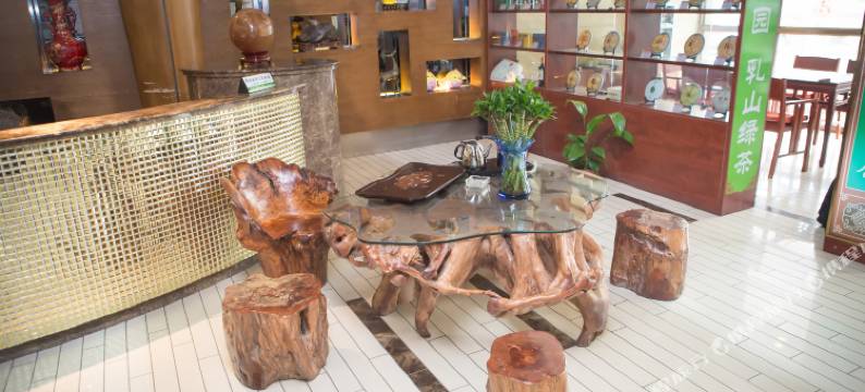 爱尊客连锁酒店(乳山店)图片