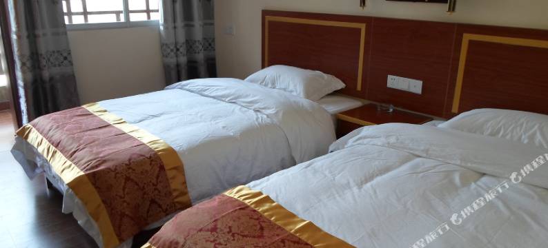 岑溪天龙山庄图片