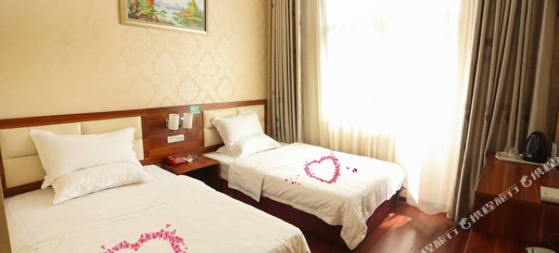 咸宁蓝色港湾商务宾馆(湖北科技学院店)图片