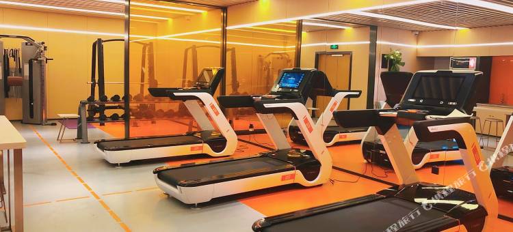 城家高级公寓(上海临空荟聚淞虹路地铁站店)图片