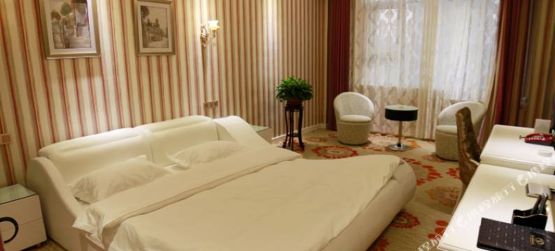 永昌华腾翡翠湾臻品酒店图片