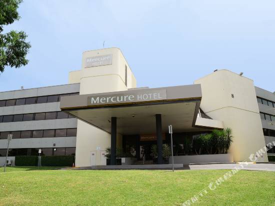 莫庫若彭里斯酒店