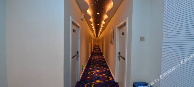 漾·精品酒店(沧州中心医院第二中学店)图片