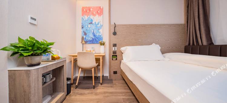 汉庭优佳酒店(上海莘庄北广场店)图片