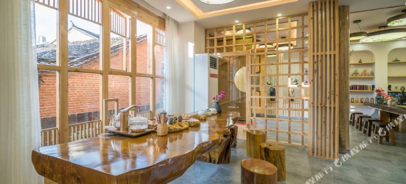 腾冲栖溪·花语湖客栈图片