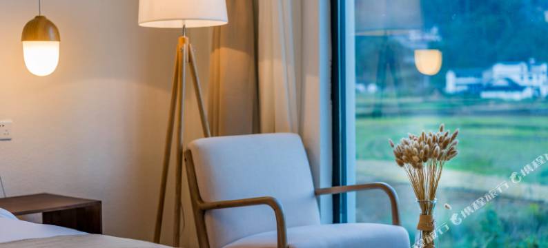 兴义万峰林黔檐精品客栈(万峰林八卦田景点店)图片