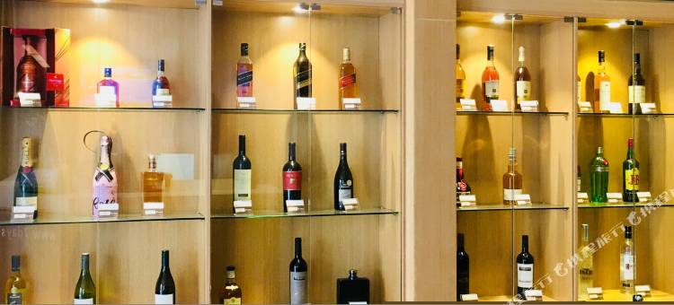 艺龙瑞云酒店(中山东凤凤巢湾步行街店)图片