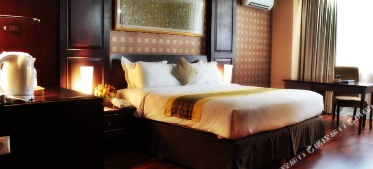 北干巴鲁格朗德精英酒店(Grand Elite Hotel Pekanbaru)图片