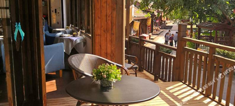 五凤溪半山居客栈图片