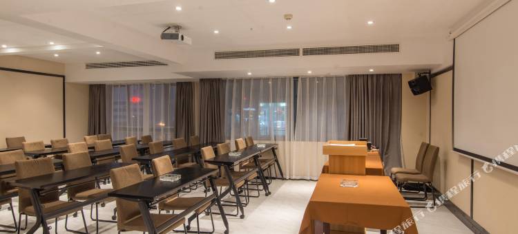 西岸酒店(中国建筑五局店)图片