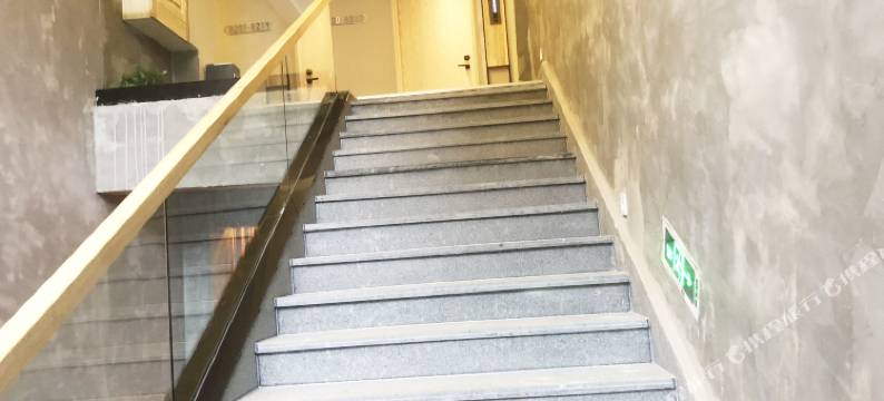 岳阳鼎漫酒店图片