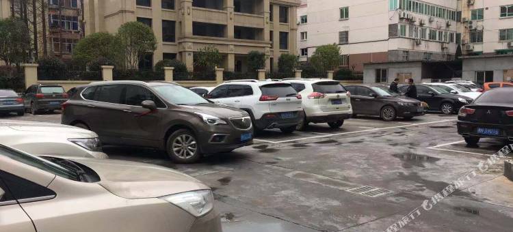 M·喆缦智能轻奢酒店(衢州国金中心水亭门店)图片