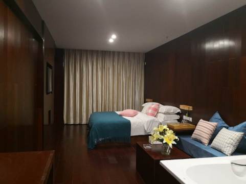 长春夜宿精品公寓