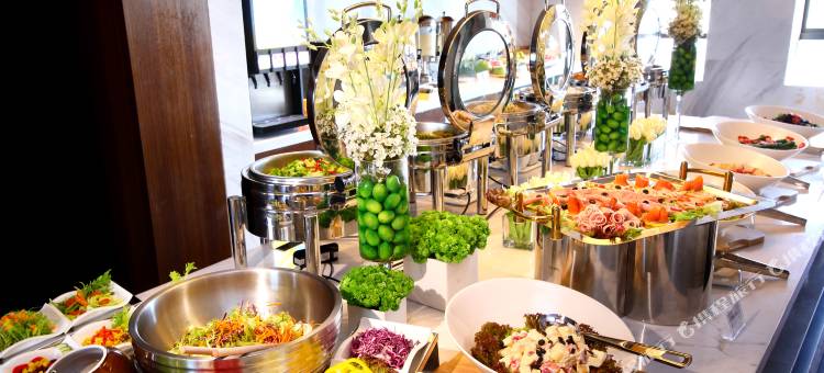 珠海诚丰广场希尔顿欢朋酒店图片