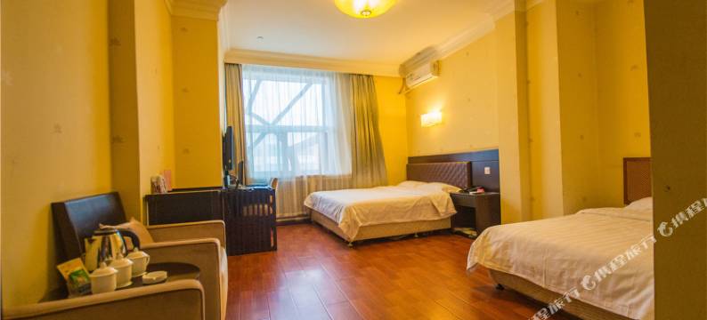 国华假日宾馆(大连东港商务区二七广场店)图片