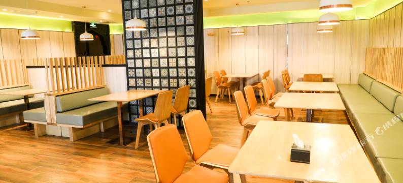 乌鲁木齐天际缘大酒店(天山国际机场店)图片