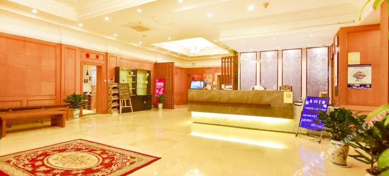 爱尊客酒店(青岛五四广场延安三路地铁站店)图片