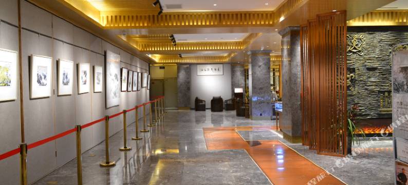 昆明•素彩   GRACEFUL  CULTURE 文化艺术酒店(滇池公园1903店)图片