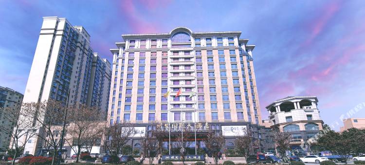 扬州东高铁站明发国际大酒店图片