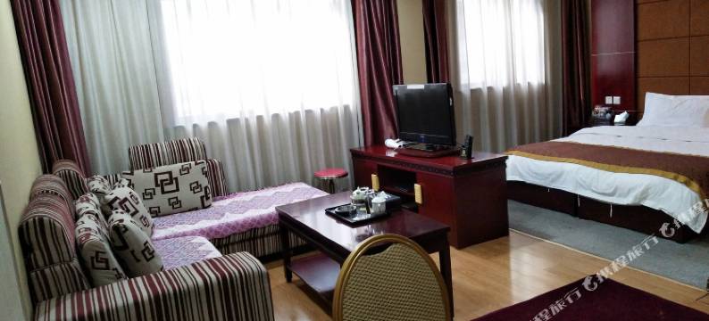 华山岳辰瑞民宿酒店图片