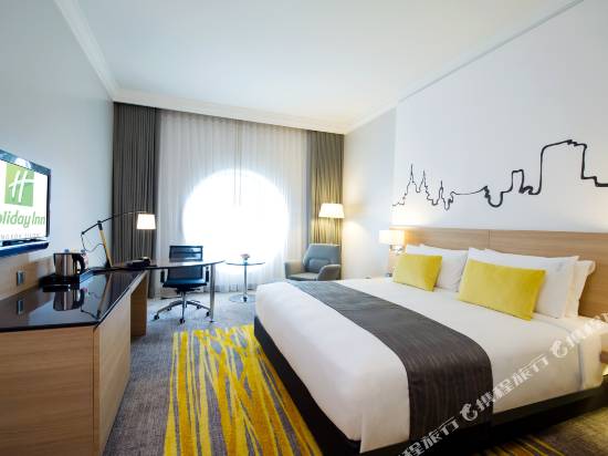 曼谷西隆假日酒店