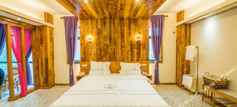 栾川拾光二十度民宿图片