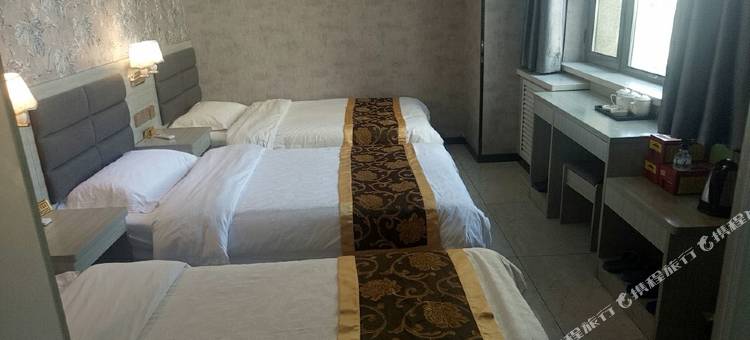 乌鲁木齐宝利商务宾馆(九鼎市场八一中学紫金校区店)图片