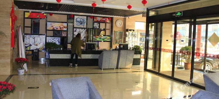 卓怡精选酒店(菏泽火车站店)图片