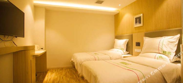 易佰连锁酒店(西宁火车站店)图片