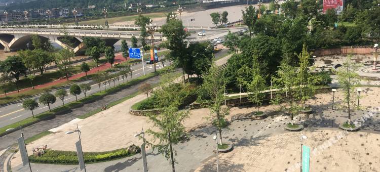 雅安银泰大酒店(雅安高铁站店)图片