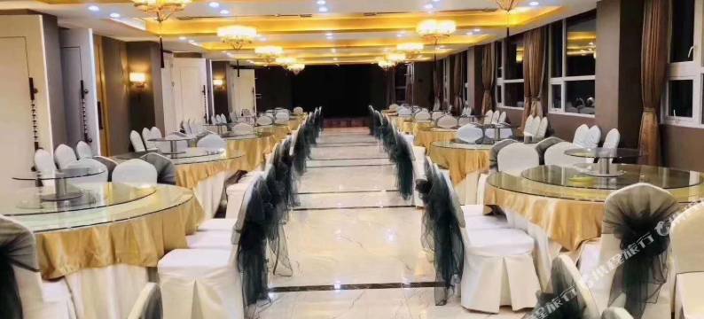 锦林大酒店(红安紫东新城店)图片