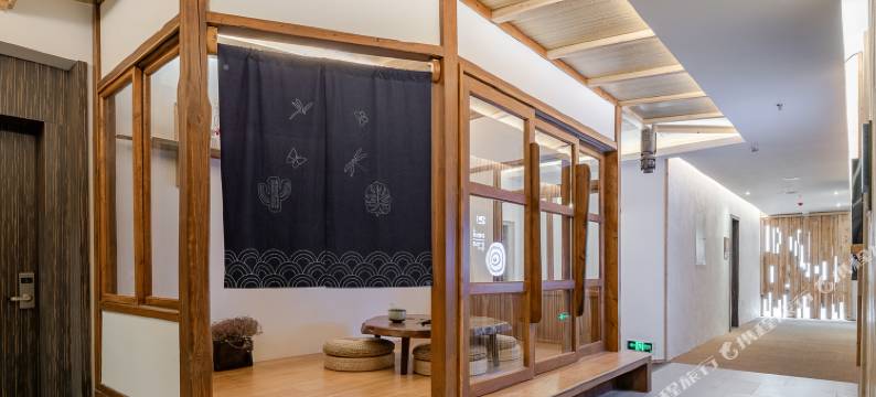 邛崃十方轻旅酒店图片