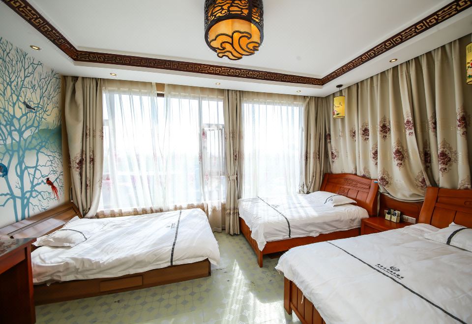  Hotel Overview