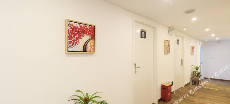 重庆小舍缘木江景酒店(解放碑洪崖洞店)图片