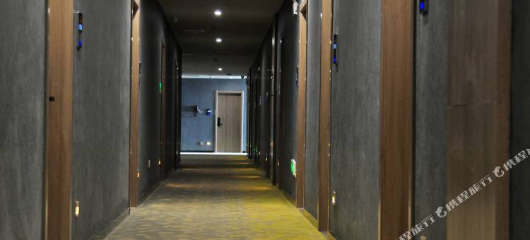 平邑金银花园酒店图片