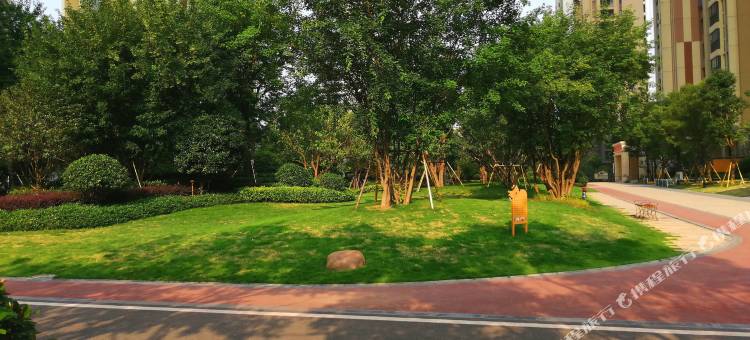 武汉蜡笔小新图图公寓图片