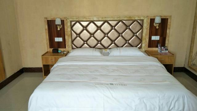 隆安那乡快捷酒店