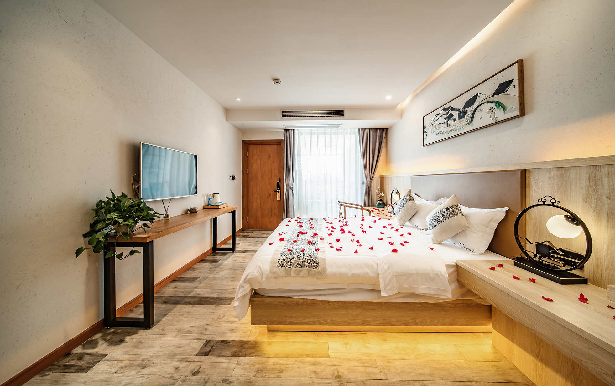 Yin Theme Hot Spring Villa Inn Hotel Overview