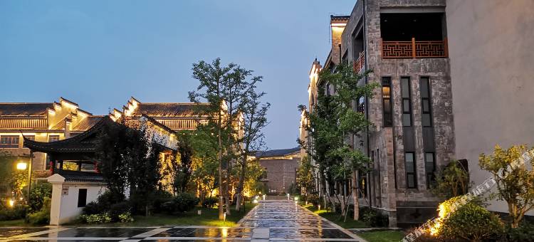 马鞍山采石古镇皇华驿酒店(长江不夜城店)图片