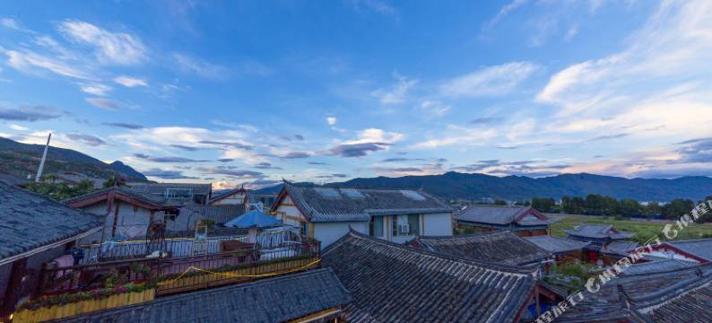 丽江忘山海堂客栈图片