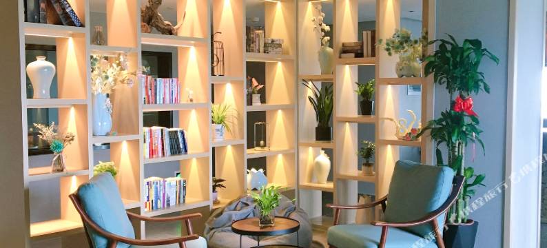 衢州东方广场丽呈睿轩酒店图片