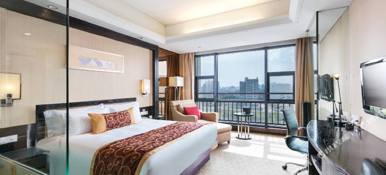 杭州万华国际酒店(新天地广场东新园地铁站店)图片